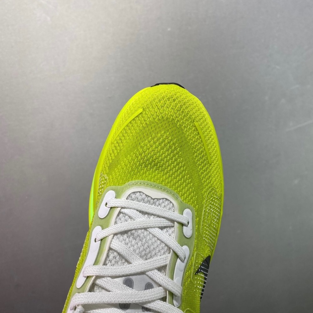 Nike Vomero Premium Men’s Athletic Shoes Neon Yellow with Black Swoosh - Picture 5 of 9